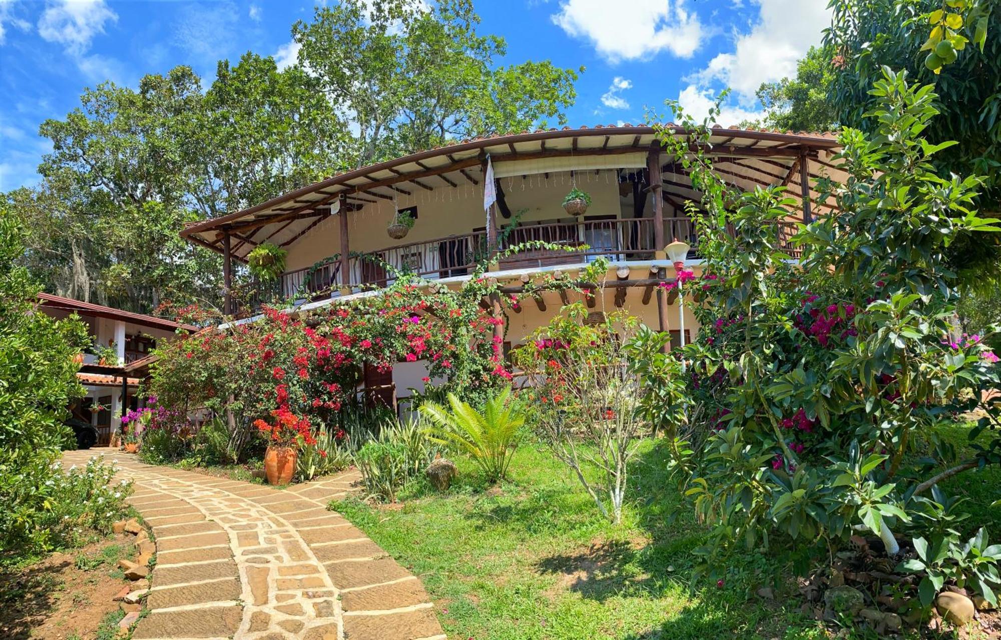 Hostal Villa San Rafael バリチャラ エクステリア 写真